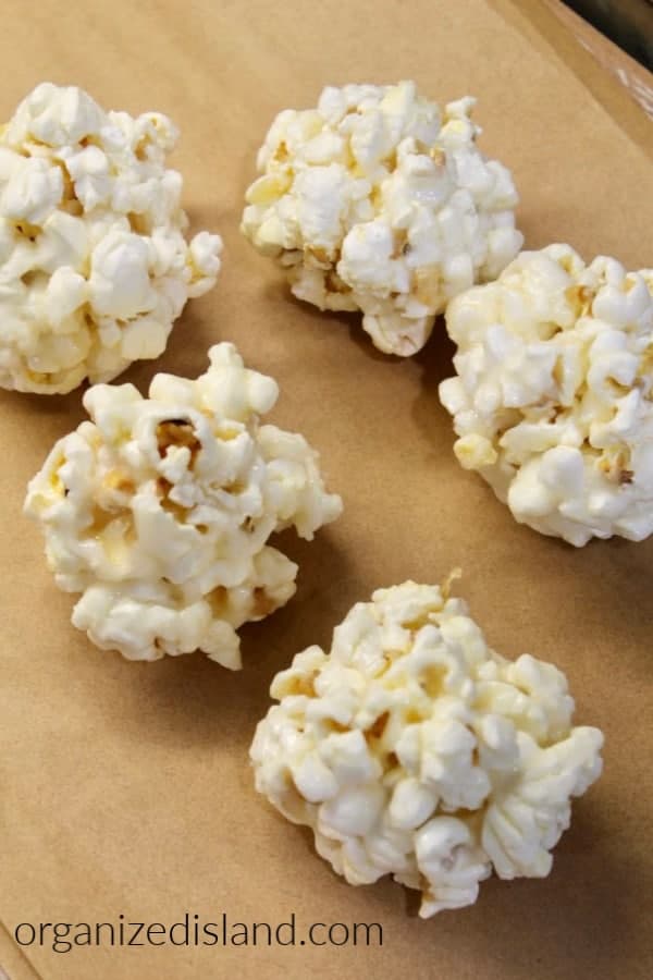 Image of popcorn balls